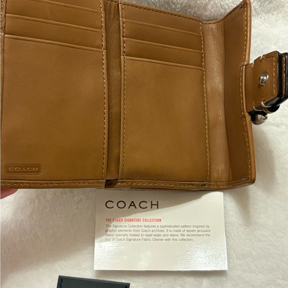 Coach Wallets - Picture 4 of 7